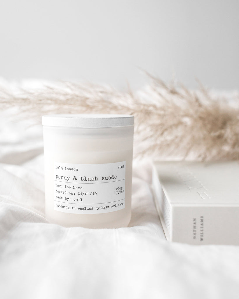 Sustainable Interiors: How to Incorporate Vegan Candles and Reed Diffusers into Your Home Decor