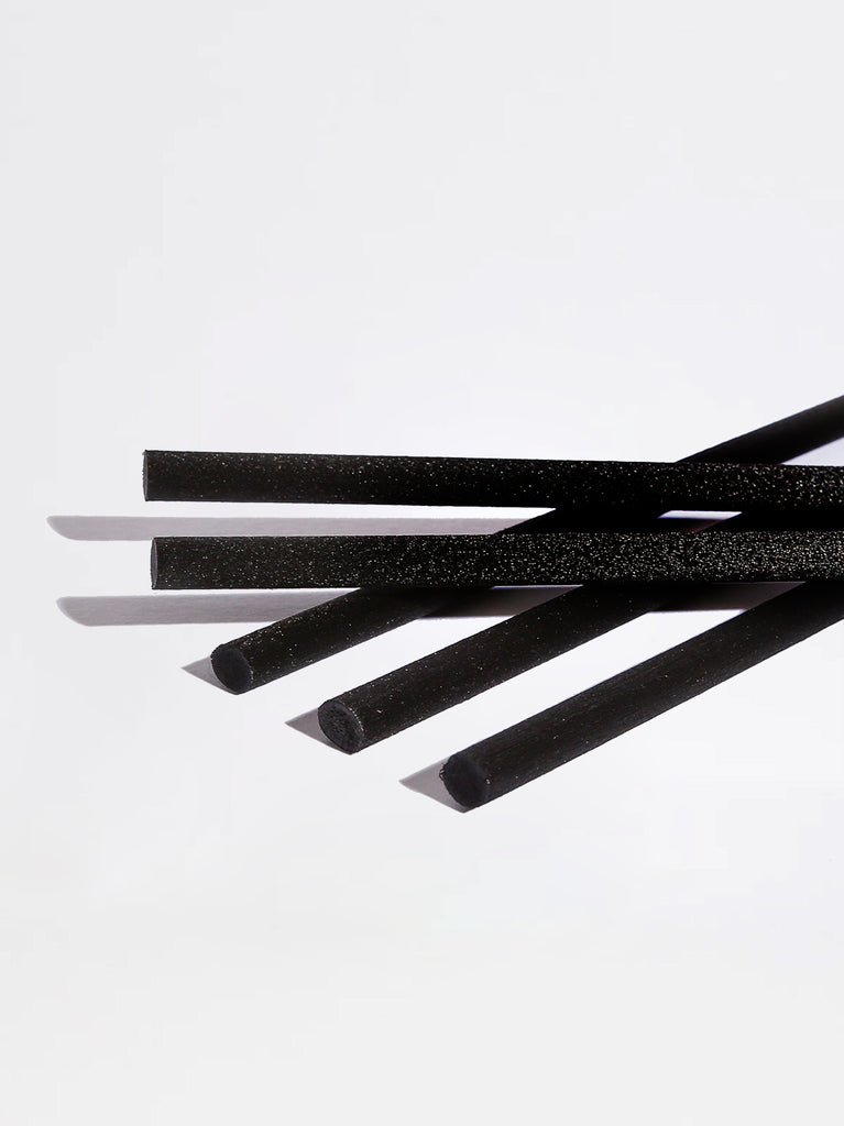 Fresh Linen Ceramic Reed Diffuser - 100ml - Helm London