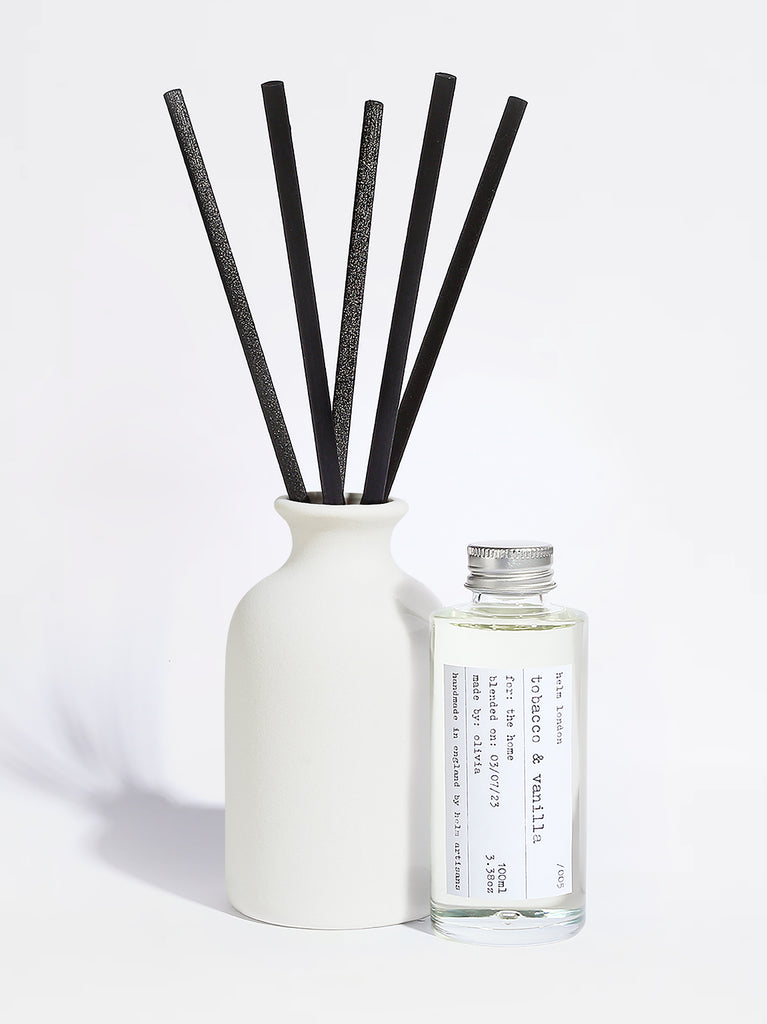 Tobacco & Vanilla Ceramic Reed Diffuser - 100ml - Helm London