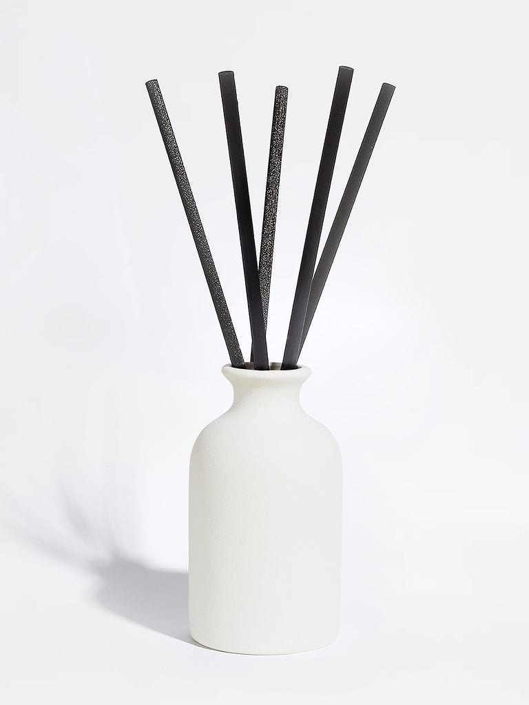 Eucalyptus Ceramic Reed Diffuser - 100ml - Helm London